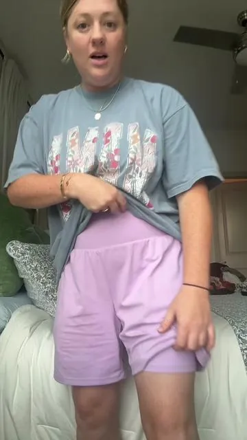 Finally a good pair of long shorts #halara #halarashorts #longshorts 