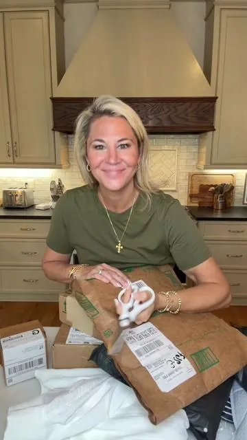 It’s time for a TikTok shop haul 💌 #haul #haultok #hauls #momlife #tiktokshopcreatorpicks 