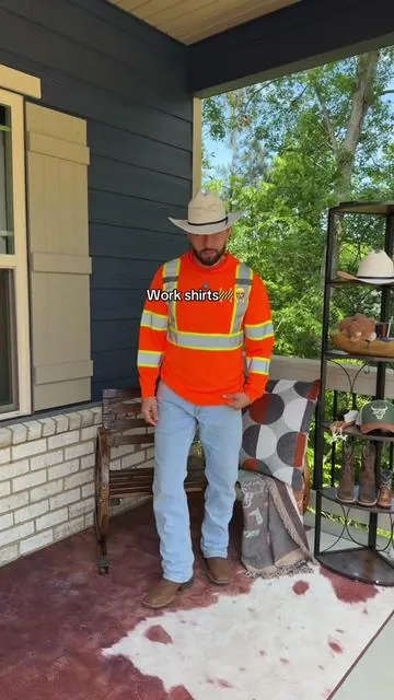 Work shirts for men!😳🚧👷🏽 #workclothes #workclothesformen #ropaparatrabajo #bluecollarboys #bluecollar 
