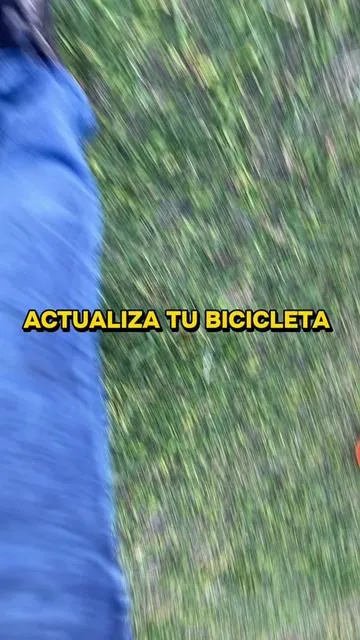 Actualiza tu bicicleta por una 2026 🔥🚨⚡️ Lo mas nuevo en bicicletas  Frenos hidráulicos  Luces led  Direccionales  Llanta 20x4  Suspensión tracera y frontal  Asiento para dos personas  Autonomía 80 y 180 millas con asistencia a los pedelas  Reposa pies  Cargador de teléfono  Alarma  #ebike #ebikelife #summervibes 