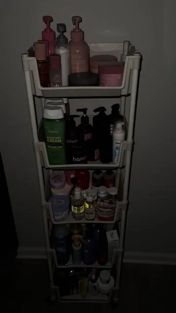 I love this oranizer makes my days to get ready so much easier 🤍🔥  #organize  #organizer  #organization 