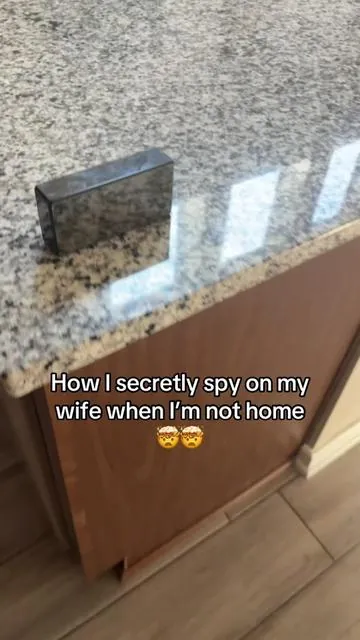 This clock/security camera is the best! Wow #securitycamera #camera #hiddencamera 