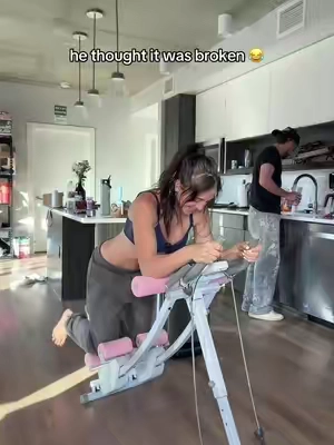 we’re getting SNATCHED this summer #merach #merachabmachine #abtrainer #abs #pilatesabs 