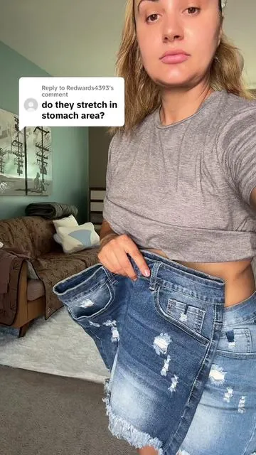 Replying to @Redwards4393 the most comfy stretchy soft Jean shorts you’ll wear #denimshort #jeanshorts #comfyclothes #fashiontok #summerwardrobe 
