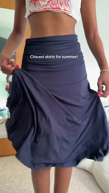 So cute! I got a size xxs #skirts #elegantstyle #chicoutfit 