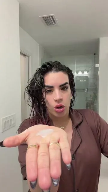 #bareanatomy 