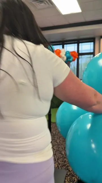 Turning a backdrop stand into giant balloon columns might be one of the best setup hacks we’ve tried lately 🎈✨ As a balloon artist, I love finding ways to make setups look more high end while still being practical. These were super sturdy which makes them perfect for outdoor installs, corporate events, graduations, and big entrances 👏 Linked the stand we used because this one was too good not to share 👀 #balloondecor #balloonartist #eventdecor #partydecor #tiktokshopfind 