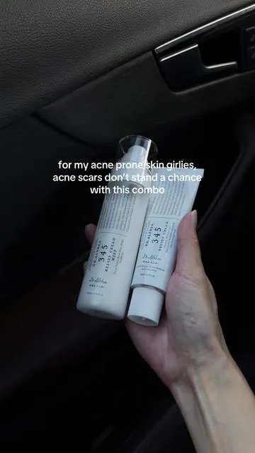 When I tell you this stuff WORKS. Super lightweight and so good for fading acne scars #acneproneskin #dralthea345cream #345reliefmist #sensitiveskin #fadeacnescars 