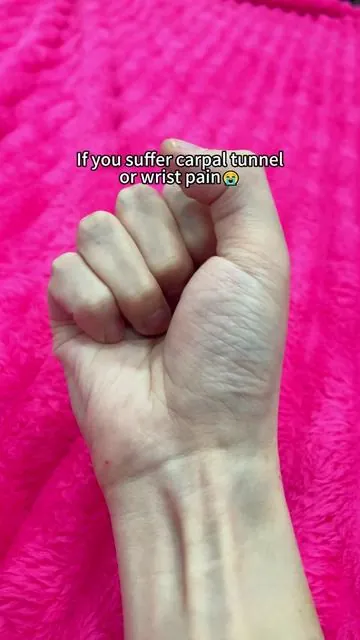 No more wrist pain, carpal tunnel or discomfort with this wrist massager 💆‍♀️#carpaltunnel #carpaltunnelsyndrome #wristpain #relief #therapyThis is perfect for those who have carpal tunnel, arthritis, discomfort, or wrist pain 