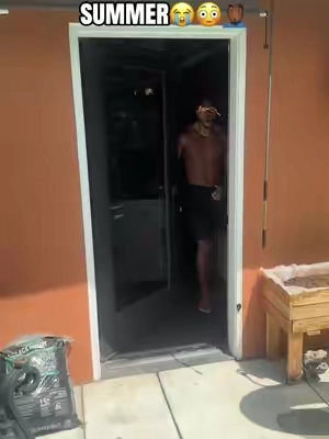 Bro does this every summer!#tiktokshopcreatorpicks #tiktokmademebuyit #googles #pool 