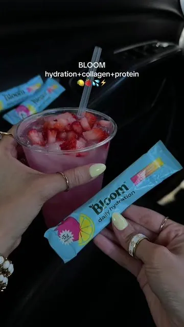 for the girlies that forget to drink water..this one is for us🤗💦⚡️#bloomnutrition #bloomhydration #collagendrink #SummerVibes #tiktokshopstockup @Bloom Nutrition 