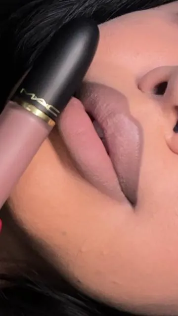 It’s personal powder kiss lip and cheek mousse @M.A.C Cosmetics Store  #lipcombo #maccosmetics #lipstick 