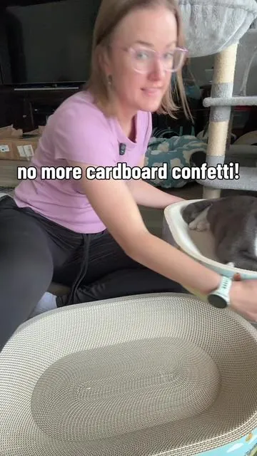 Love the cardboard texture without the mess! #Summervibes #petlovers #catscratcher #scratcher #catbed 