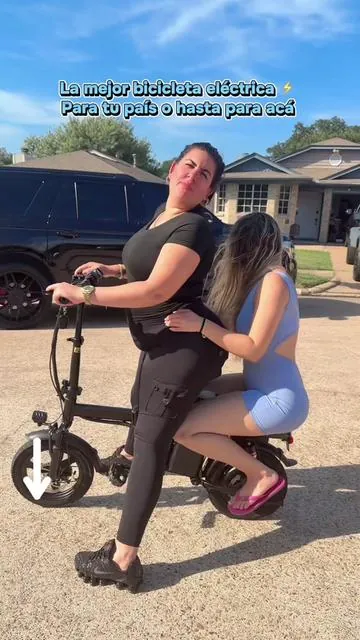 Yo la compré especialmente para enviarla para Cuba 🇨🇺 pero sirve para acá para donde tú quieras Summervibes Electric Folding B #bicicletaelectrica #summervibes @Tomorrow will be better #paratiiiiiiiiiiiiiiiiiiiiiiiiiiiiiii #tiktokshopfind #fypシ゚viral 