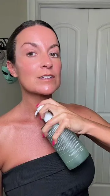 Anti-aging for our whole body?@Saltair Body is hooking us up with this Revive + Hydrate duo! 💧💧  #hylauronicacid #retinol #antiaging #summervibes #tiktokshopcreatorpicks 