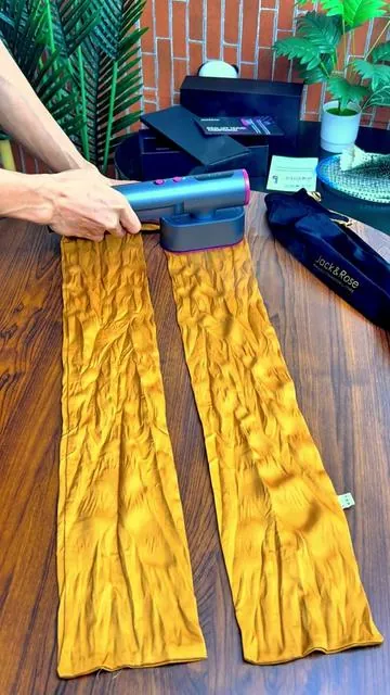 🔥Dual‑Use Handheld Iron｜Space‑Saving for Vacation & Household#steamer #travelsteamer #travelessentials #Summervibes #tiktokshopstockup 