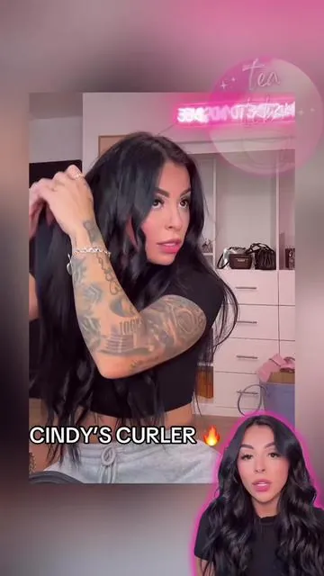 Her hair looks so good! #foxybabe #curlingiron #mustbecindy #tiktokshop #trending 