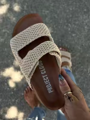 The perfect summer sandal🤌🏼 @Project Cloud Shoes #projectcloud #twostrapsandals #comfortablesandals #SummerVibes #dealsforyoudays 
