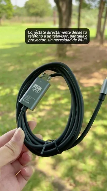 Cable adaptador USB 3.1 Tipo C a HDTV, pantalla 4K HD, 2 m / 6.6 pies, alimentado por USB, sin batería, conexión directa de teléfono a TV / pantalla / proyector, no requiere Wi‑Fi ni software 