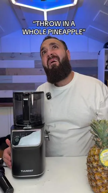 Best juicer I have ever seen.. #tuumiistjuicer #juicer #freshsqueezed #tiktokshopmemorialday #tiktokshopcreatorpicks 