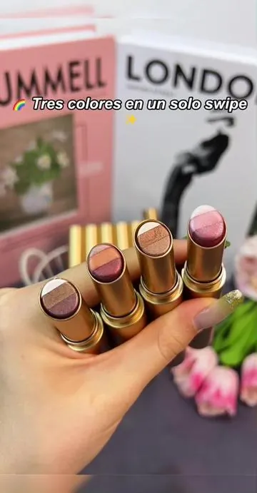 🔥 Compra 1 y recibe 3 gratis 🎁#tiktok #eyeshadow #sombradeojos #maquillaje #SummerVibes   