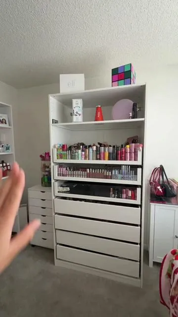 I wish I found this sooner! 😩  #makeupstorage #closetsystem #makeuporganization 