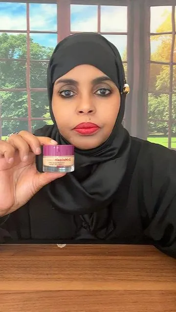Dr Melaxin eye cream and moisturizer #somalitiktok #somalitiktok #drmelaxin 