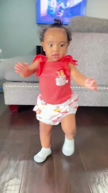 These sock-shoes are just what your baby needs for those stable first steps. They are not just cute, the rubber soles offer stability making them safe for those little first steps. They come in assorted sizes and color so even the babies not walking yet can still rock them. To grab a pair click on the orange cart linked .. #babysockshoes #toddlersafety #toddlersoftiktok 