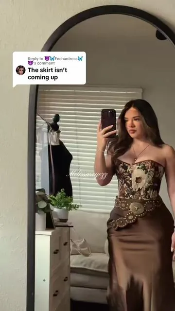 Replying to @😈🦋Enchantress🦋😈 no puede encontrar el link de la falda exacta pero les encontré uno similar🥺 #vaqueraoutfits #vaquera #westernwear #cowgirloutfit 