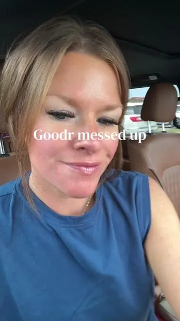 They may have messed up the named but the amazing quality is still there and they are BEAUTIFUL! #goodr #sunglasses #goodrsunglasses #summervibes @goodr 