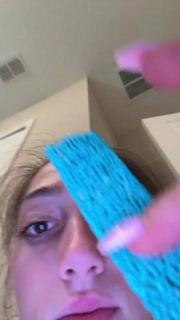 Someone hide the box from me #candymukbang 