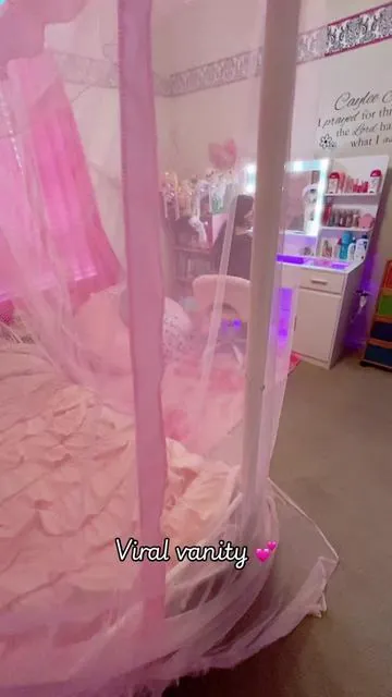 Viral vanity tour 💖🫶 #vanity #vanitytour #viralvanity #vanitymirror #girlsroom 