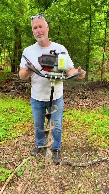 VEVOR 52cc Gas Powered Post Hole Digger Heavy Duty Earth Auger Fence And Deck Tool #TikTokshopCreatorPicks #TikTokShopSpringGlowUp #SummerVibes #YardTools #DIYProjects @VEVOR Store 