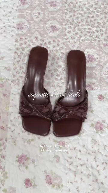 these kitten heels are so cute!! #kittenheels #coquette #cuteshoes #fashion #heels 