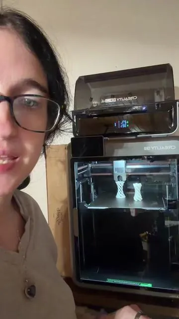 This is so freaking cool #3dprint #3dprinter #creality #creality3dprinter #fyp 