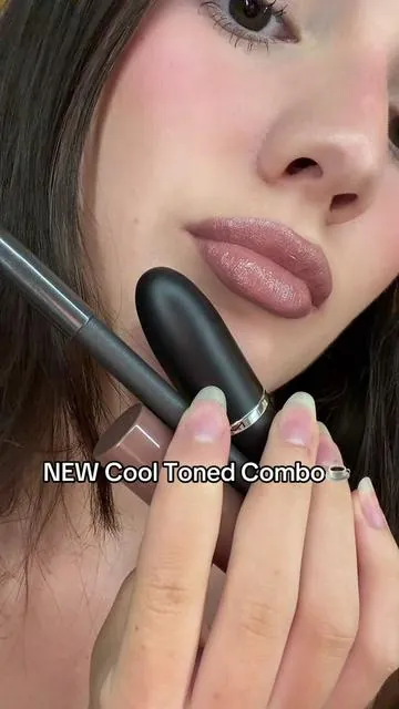 Absolutely obsessed😍 @M·A·C Cosmetics @M.A.C Cosmetics Store #maccosmetics #mac #maclipcombo #lipcombo #lipliner 