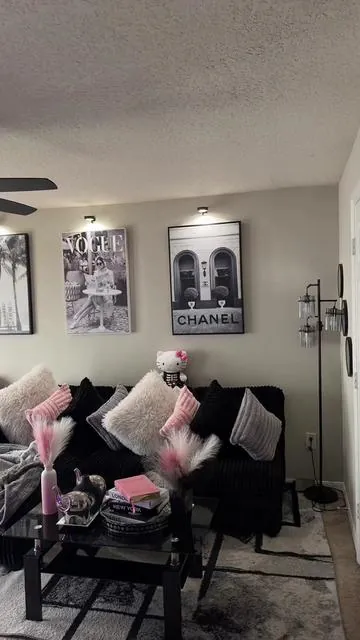 apartment reset 💞🫧 #fyp #apartmentdecor #livingroomdecor ##tiktokfinds 