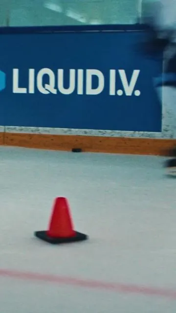Great chemistry is undeniable ❤️‍🔥💧 @Off Campus #liquidiv #offcampus #primevideo #watchOffCampusonprime 