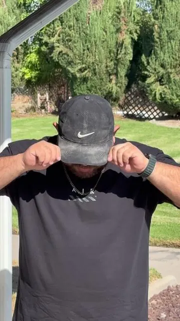Shoelada cleans hats too and more #shoelada #shoedoc #shoecleaner #
