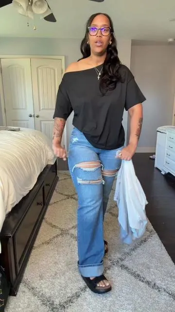 #basicshirt #offtheshouldershirt #tiktokshopsummerturnup #TikTokShopDealsForYou #TikTokShopMemorialDay 