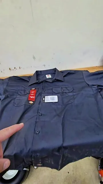 love these dickies work shirts #bluecollar #truckdriver #equipmentoperator #heavydutymechanic  #dickies 