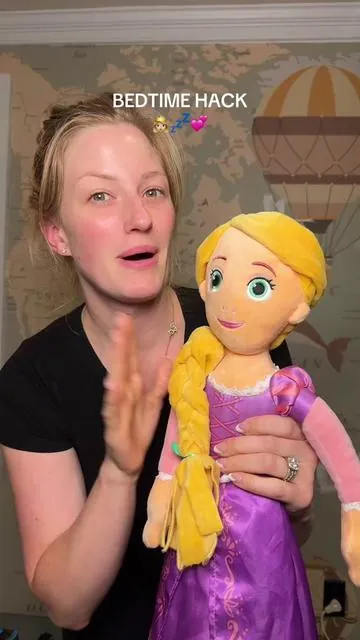 My secret to an exciting bedtime routine 😆 my daughter is obsessed with her plush Disney dolls I’ve been debating on getting her a third #disneyprincess #plushdoll #princess #rapunzel 
