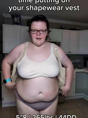 I find my method very helpful if you have some belly  #shapewear #shapshe #faja #waisttrainer 