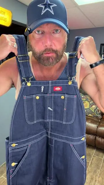 Dickies bibbed overalls for those hard working men that get dirty! Great for construction workers farmers or just home owners that diy. Don’t destroy your every day clothes when you can wear these tough durable 100% cotton bibs from @Dickies . Carpenter pockets and hammer hanger and tons more! I suggest to order a size down on inseam but waist is true to size!#tiktokshopcreatorpicks #tiktokshopmemorialday #TikTokShopDealsForYou #tiktokshopsummerturnup #SummerVibes 