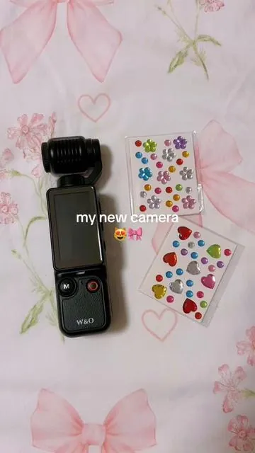 comes with the stickers! ill post the quality later 💞💕 #pocketcamera #camera #contentcreator #vlog #aesthetic 