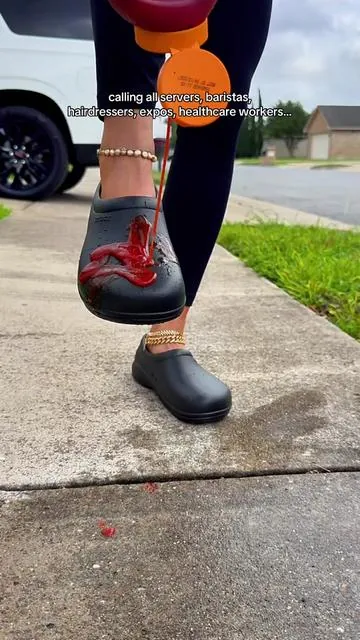 With Crocs Work Clogs, you get all-day support and a non-slip sole that keeps you safe, so you can focus on the task at hand, no matter what the day throws at you. #crocs #crocssandals #crocsworkclogs #crocsnonslip #nonslipworkshoes @Crocs 