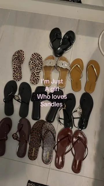 #fyp #viral #imjustagirl #girlythings #sandles 