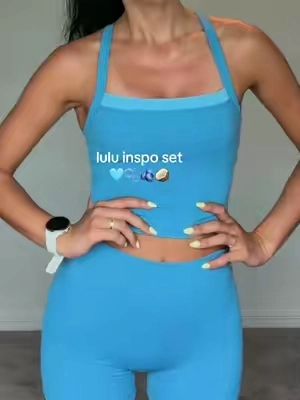 size small, 5’7” 125lbs!! will be buying this in all the colors!!! @MFVIM  #workoutset #luluworkoutset 