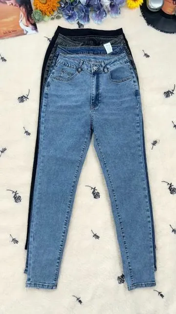 Say goodbye to those stiff jeans. — These are really soft and comfortable!!✨☁️  #Jeans #Jeanspants #dailywear #spotlightfinds #DealsForYouDays 