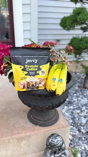 #bananabread #proteincoffee #bananalatte #icedcoffee @Javvy 